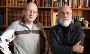 Author photograph by Rob Wilkins of Stephen Baxter and Terry Pratchett