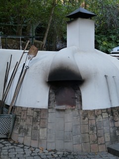 Clay oven